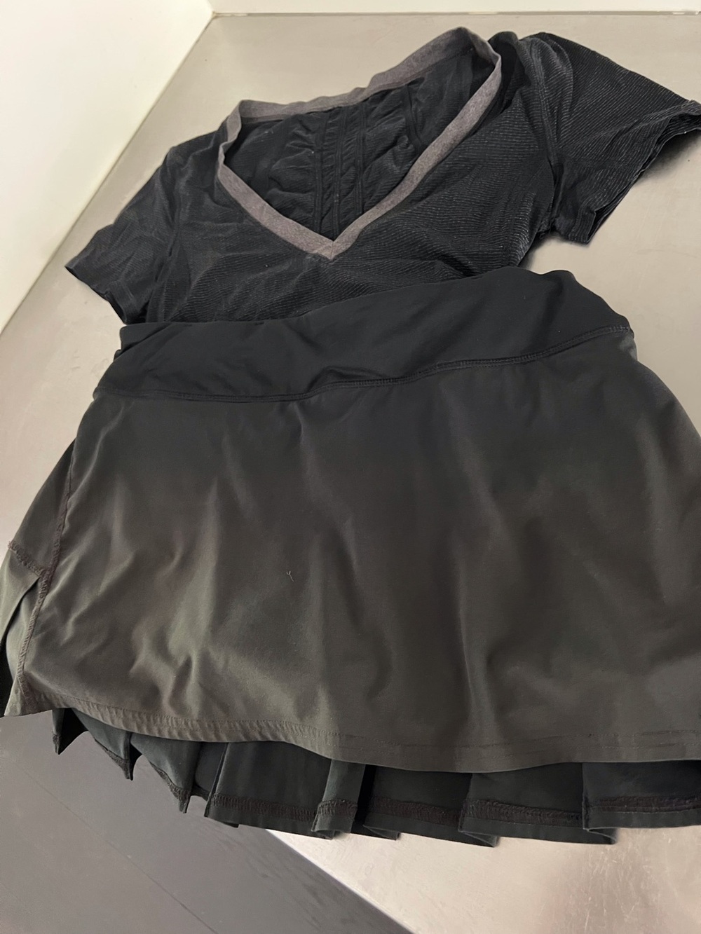 Lululemon - 2 pieces -Well worn